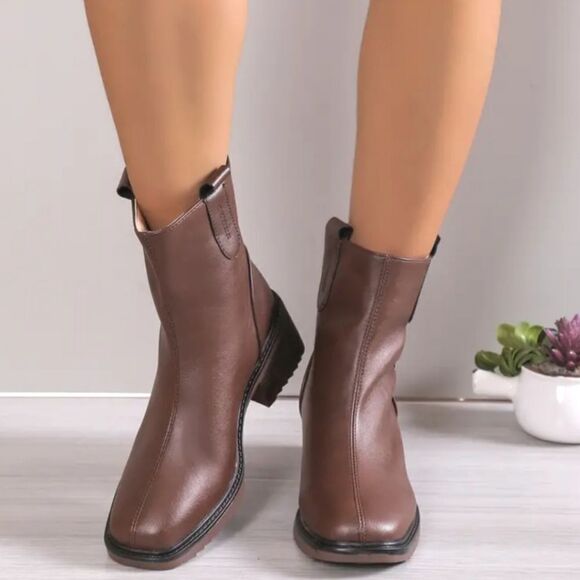 Non-slip square toe boots sz 7.5 - Picture 4 of 6